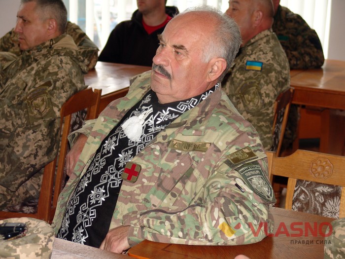 Вінницьких волонтерів нагородили  за «активну участь у патріотизмі»  фото