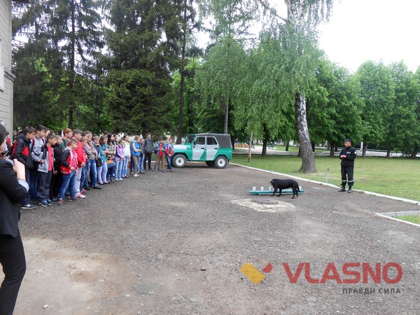 Могилів – Подільські прикордонники відкривають двері школярам фото