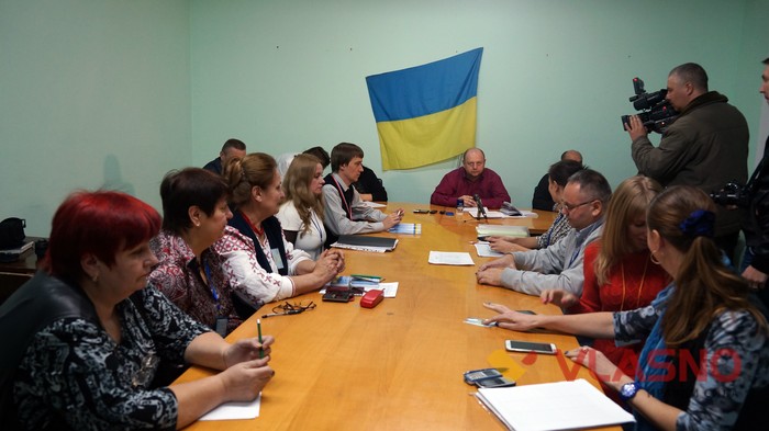 ТВК оголошення переможців першого туру виборів мера фото