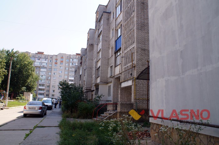підпільний кран біля вінницького ЖЕО фото