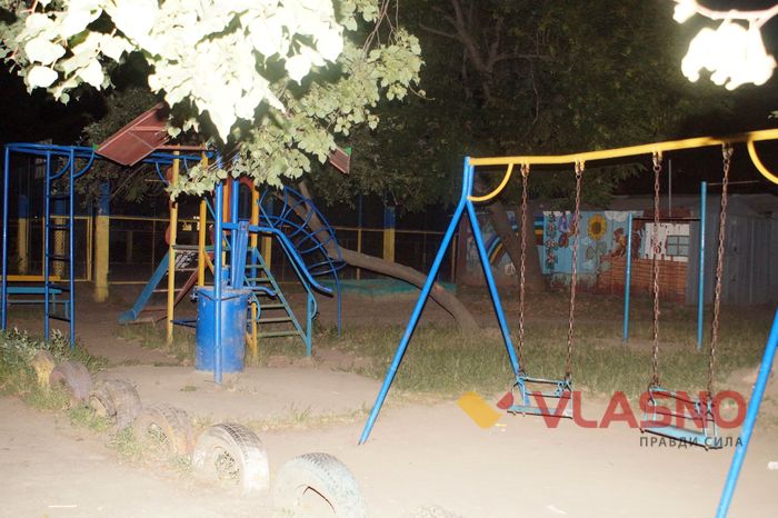 Вінницького підлітка «накрило» велетенською конструкцією