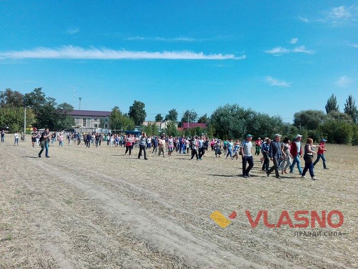 У Вінниці через кладовище перекрили три дороги  