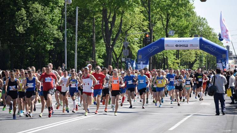 У Вінниці відбудеться наймасовіший забіг: найстаршому учаснику 75 років