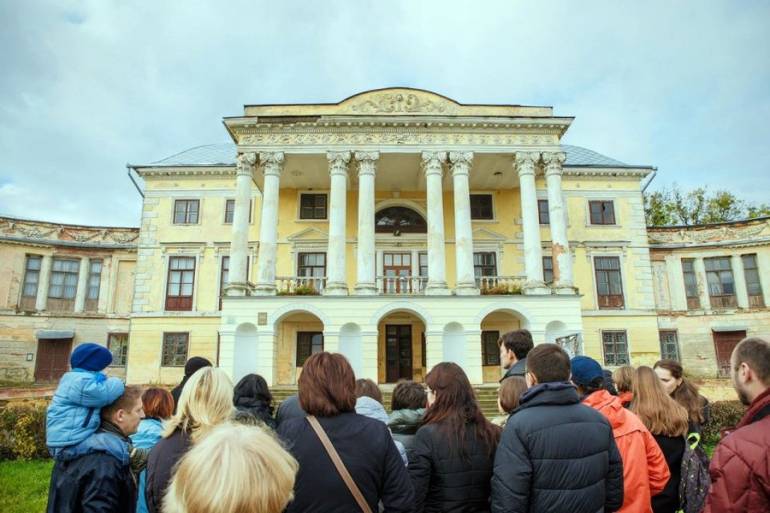 палац Грохольських у Вороновиці фото