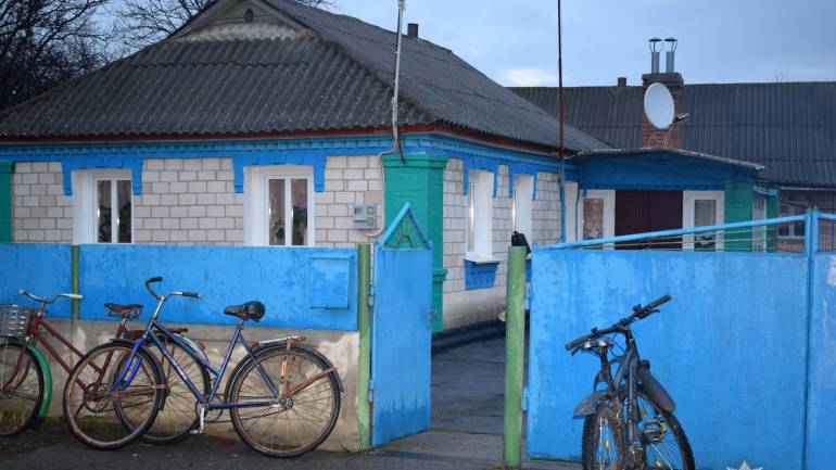 Фатальна сварка: на Вінниччині школяр виявив закривавлених батьків