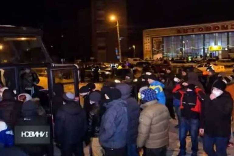 тітушки-Вінниця-фото