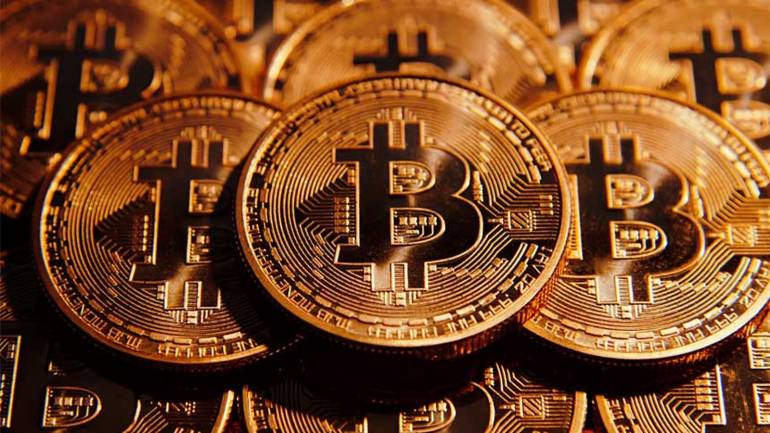 Курс біткоїна впав до 9 тисяч