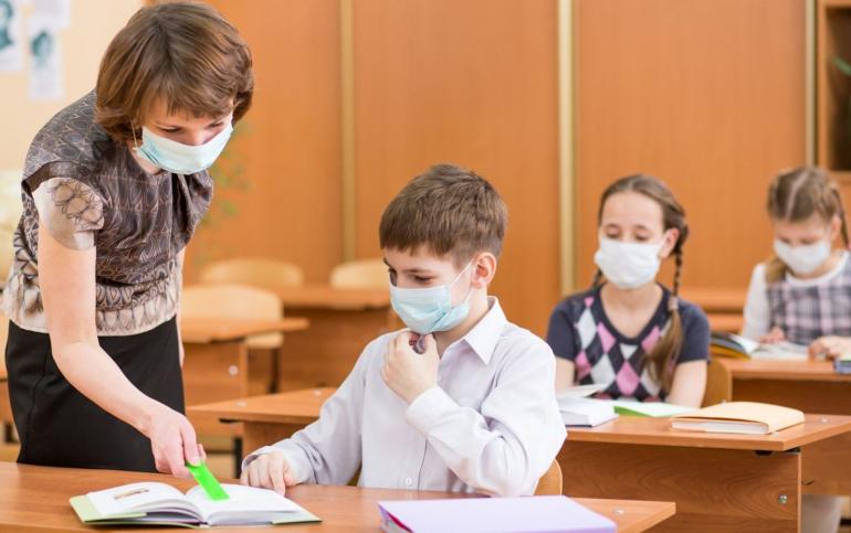 Вінницькі школярі повертаються до звичного режиму навчання