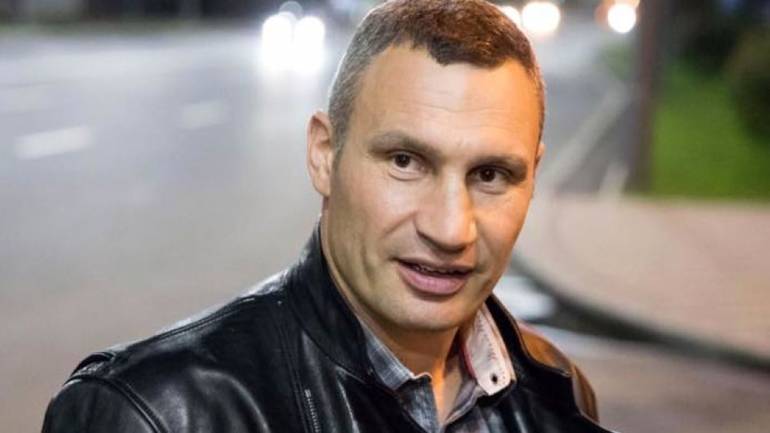&laquo;За паркування в недозволеному місці штрафуватимуть більш ніж на тисячу гривень&raquo;, &ndash; Кличко