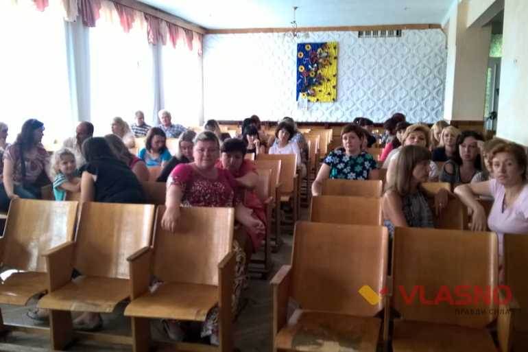 батьки з двох вінницьких шкіл написали звернення Президенту фото