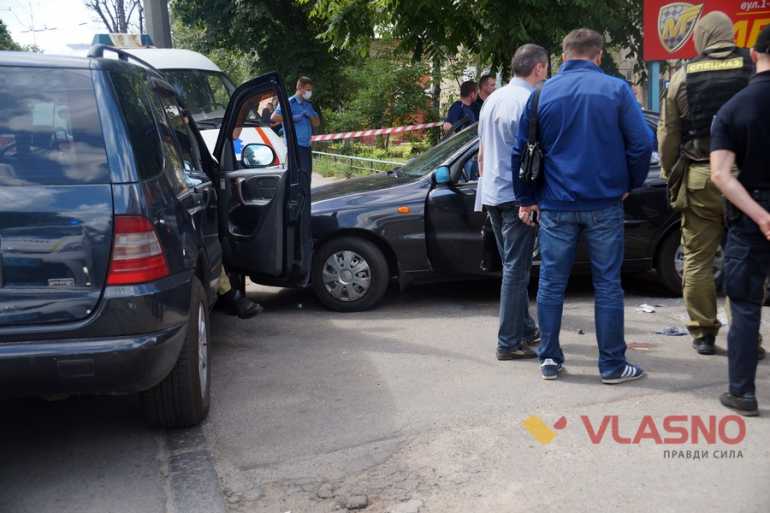 пограбування ювелірного магазину у Вінниці фото