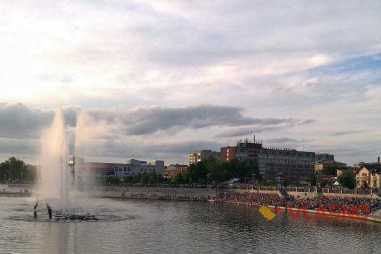 фонтан Рошен фото