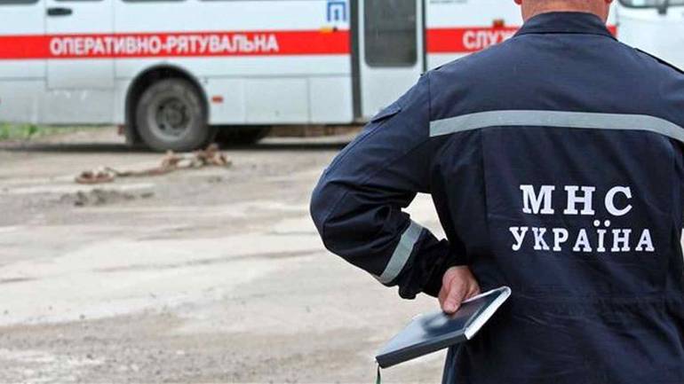 У Миколаївській школі розпорошили невідому речовину, евакуйовано 400 учнів