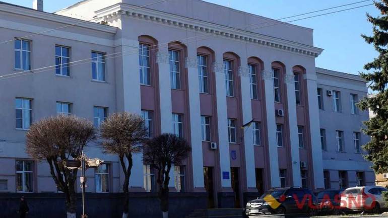 Капремонт покрівлі Вінницького апеляційного суду обійдеться у майже чотири мільйони