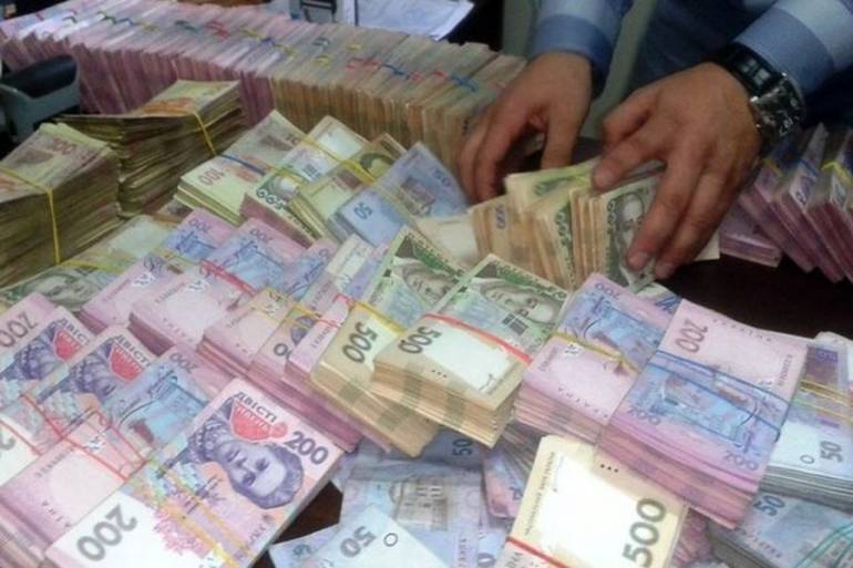 17-річний шахрай надурив киян на майже 4 млн грн