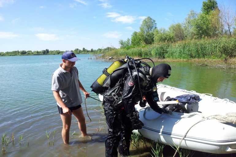 &laquo;Стрибнув із катера та не виплив&raquo; &ndash; у Вінниці водолази шукають самооборонівця 