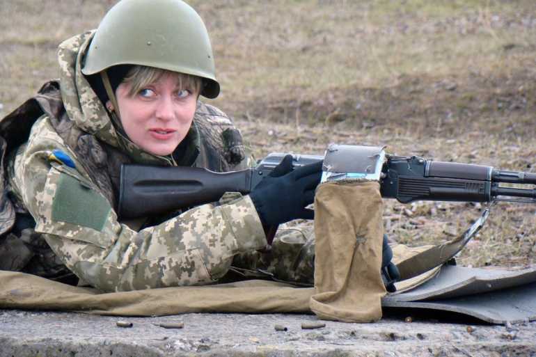 жінки військовослужбовці фото
