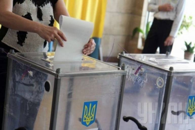 Маріуполь та Краматорськ голосують: очікуються провокації та заворушення 