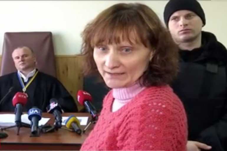 На Сумщині екс-керівниця психлікарні, яка катувала пацієнтів, поновлюється на роботі