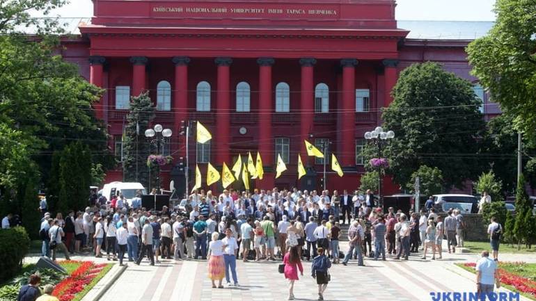 Гриценко представив першу десятку кандидатів у народні депутати