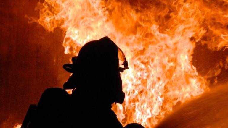 На Київщині внаслідок вибуху в багатоквартирному будинку одна людина загинула