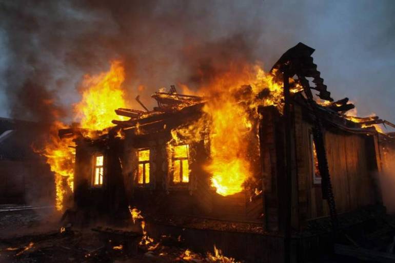 Смерть у вогні: у селі на Вінниччині згоріла людина