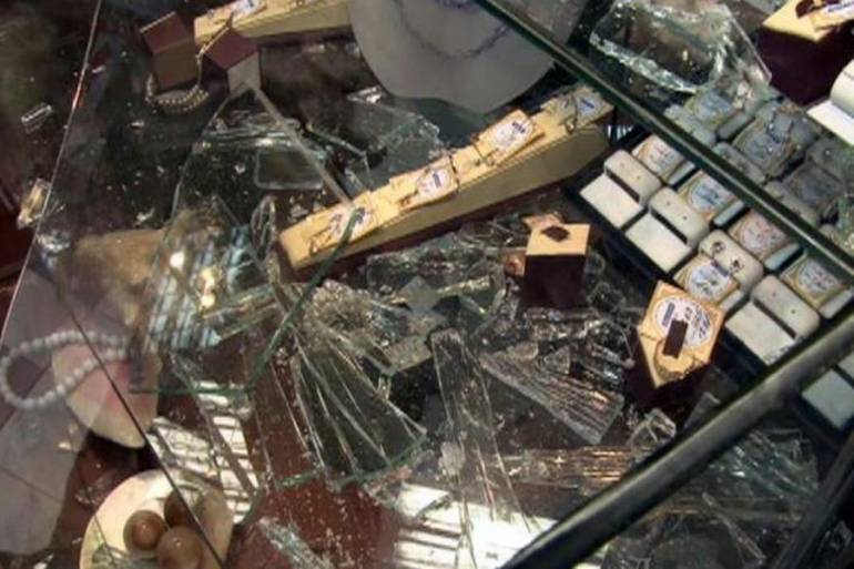 Правоохоронці упіймали ласих до золота злодіїв