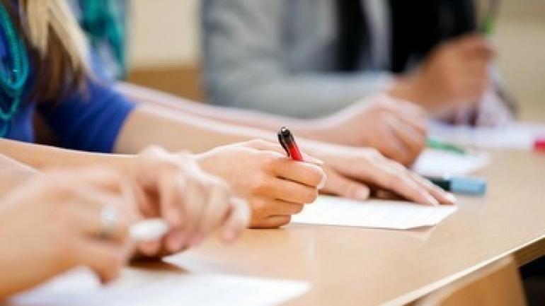Українські студенти завершать навчальний рік дистанційно