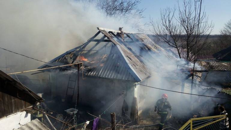 На Вінниччині у власному будинку згорів чоловік