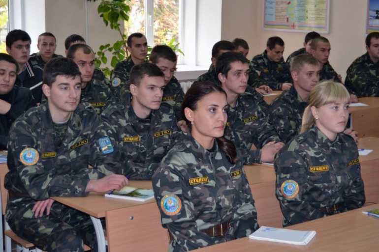 У вінницьких вишах відновлять військові кафедри