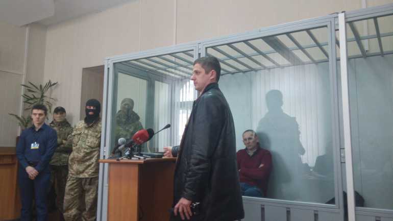 суд шевцова допит свідка