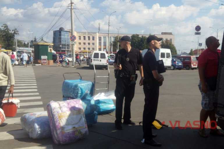 патрулювання біля вінницького вокзалу фото