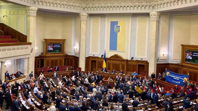 Лише двоє нардепів з Вінниччини голосували &laquo;Проти&raquo; ринку землі