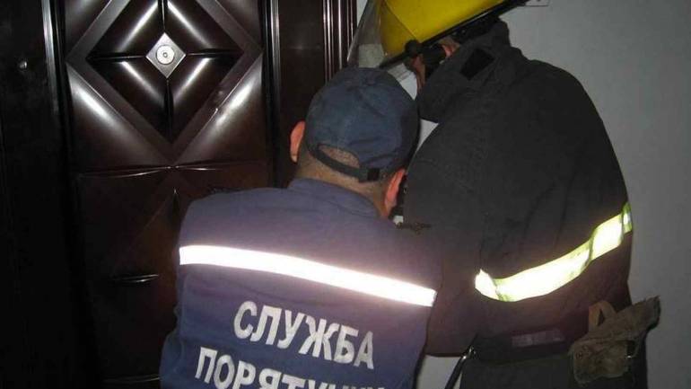 У Вінниці рятувальники допомогли 92-річній жінці