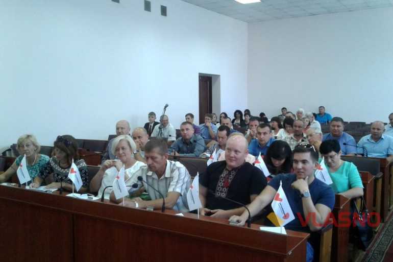Вінницька райрада оплатить навчання в медуніверситеті для онучки депутата