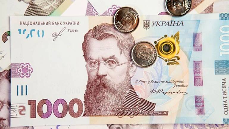 Сьогодні банкноту номіналом 1000 гривень вводять в обіг