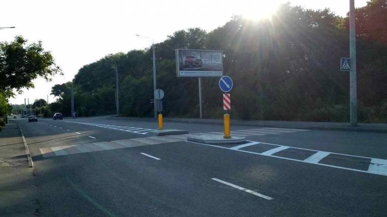 Для вінницьких пішоходів створили ще один острівець безпеки