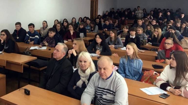 У Вінниці відбувся круглий стіл присвячений вивченню постаті Івана Богуна