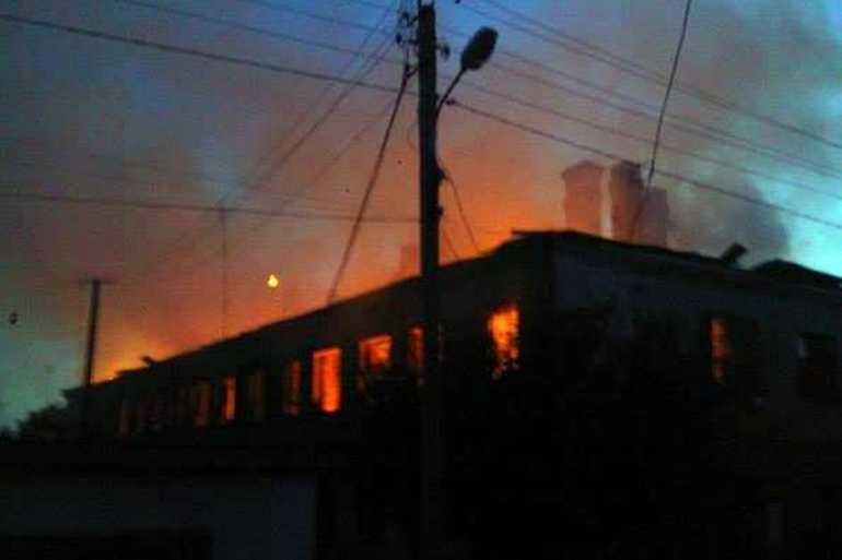 пожежа в гуртожитку в Бару фото