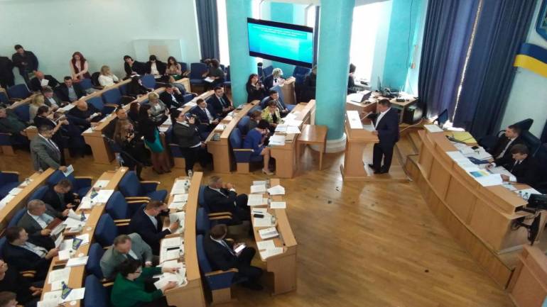 Двоє депутатів Вінницької обласної ради складають свої повноваження