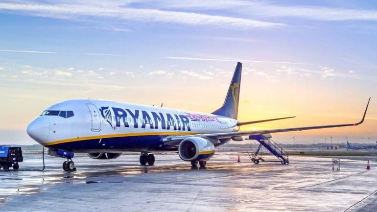 Ryanair літатиме з Києва та Львова