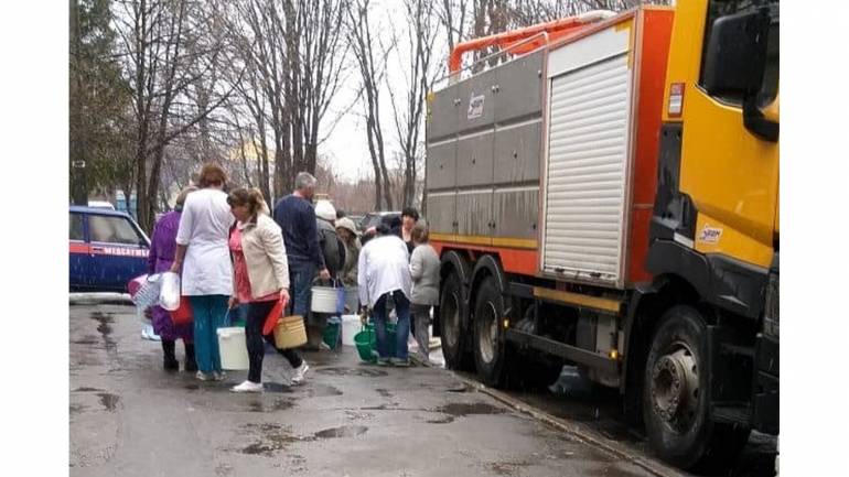 лікарня у Вінниці без води фото