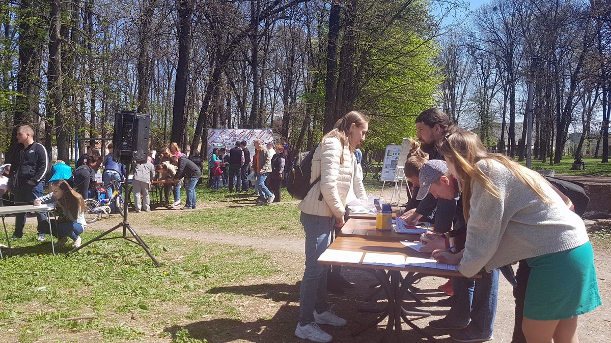 Zapovnenna anket  pru golosyvanni na ximiky