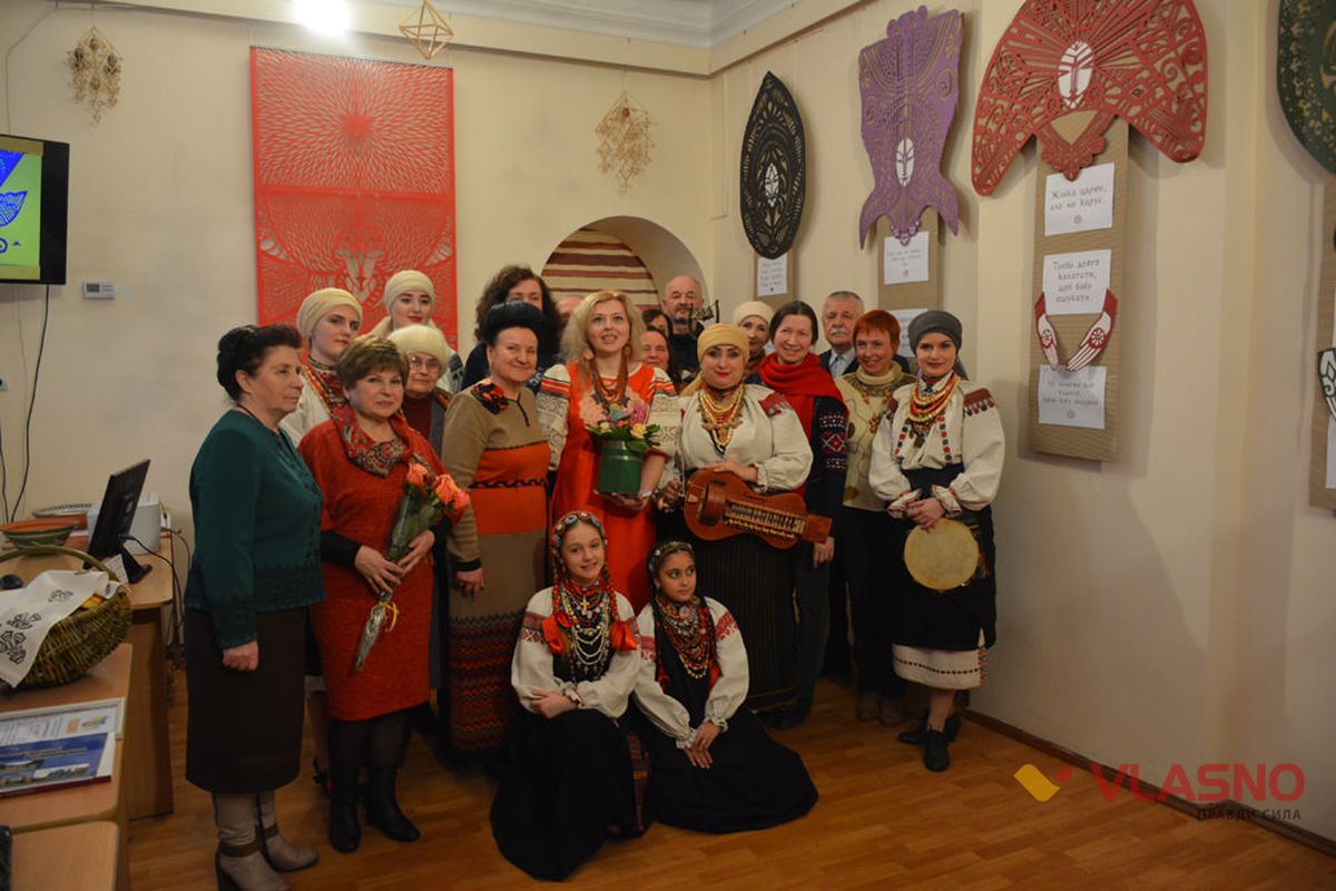 vystavka-dariji-alioshkinoji-11