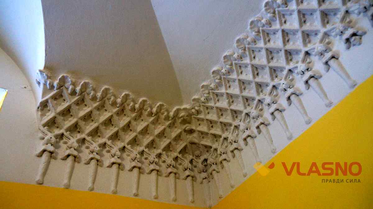 chornatun castel 17 1