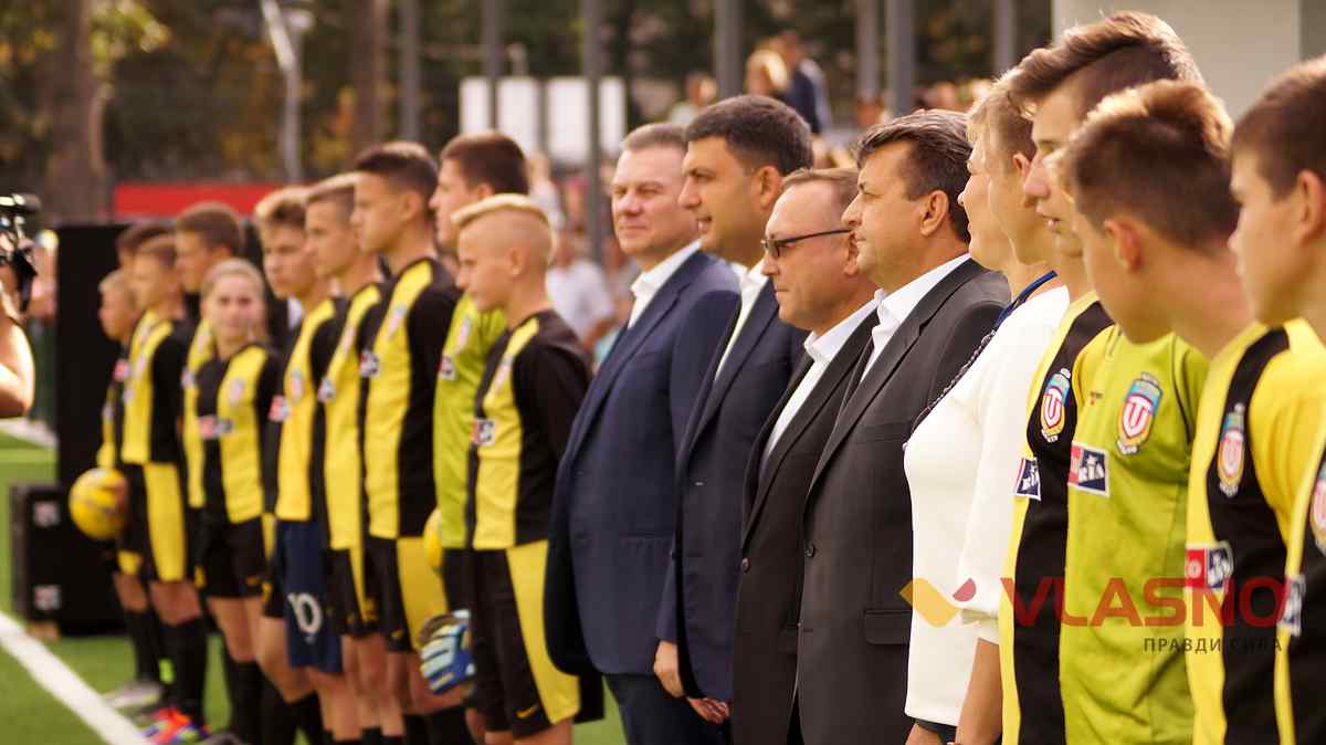 vidkrytya stadionu v vinnitsi 4