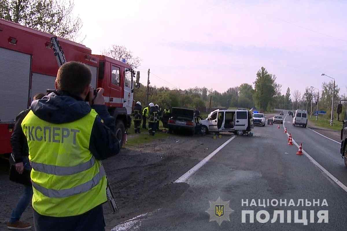 na-vinnychchyni-zishtovhnylysia-avto-2 1