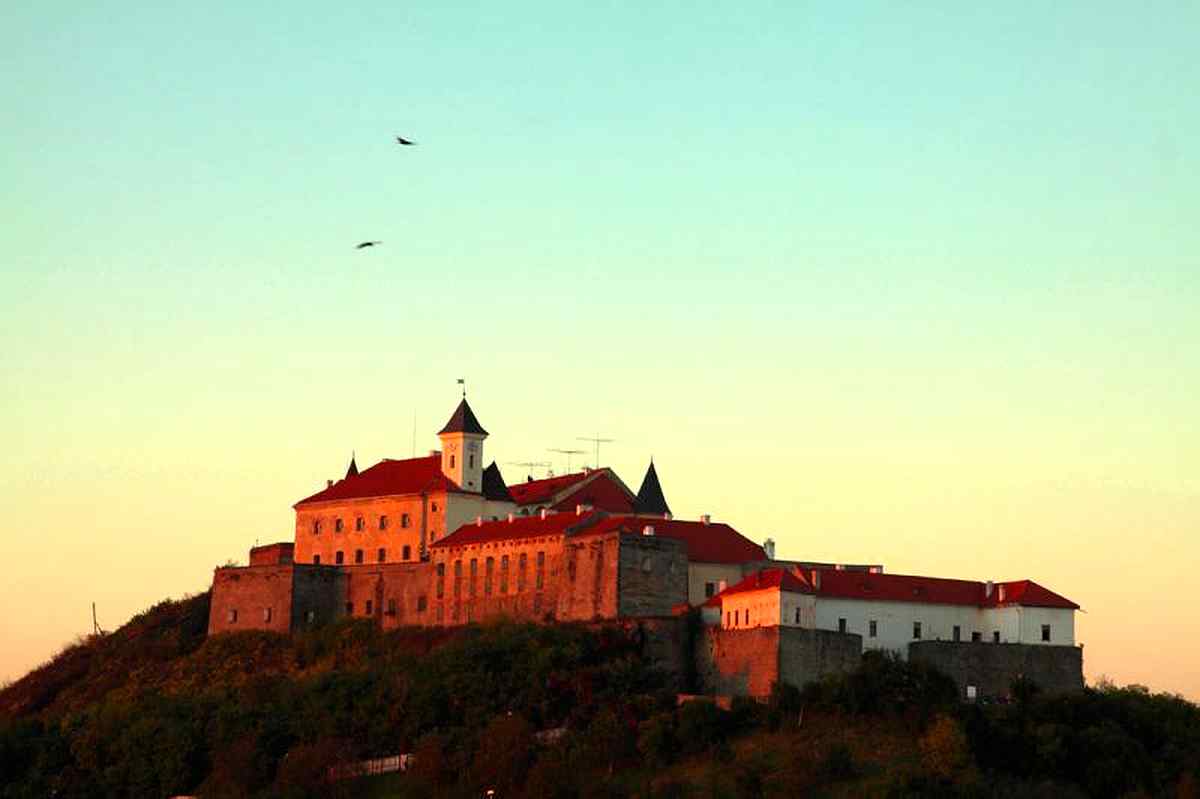 1934198 800x600 48munkach 1