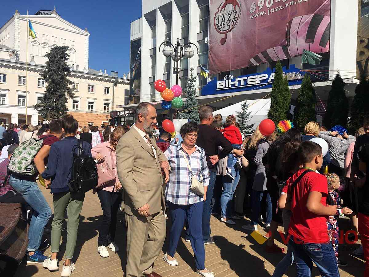 khimichna laboratoriya pid vidkrytym nebom u vinnytsi 4