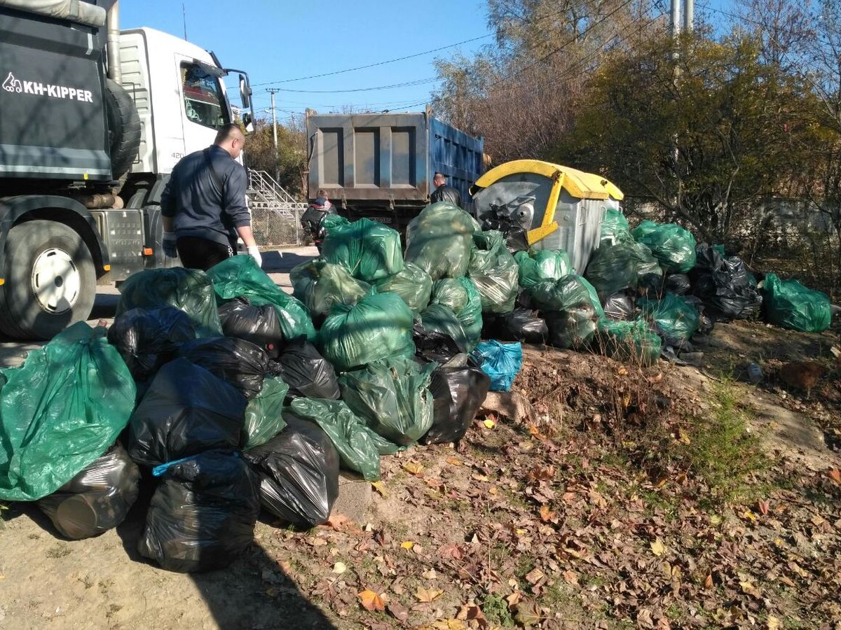 vinnytski vovky orhanizuvaly u vinnytsi ekolohichnu aktsiyu 4